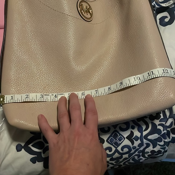 Blush pink Michael Kors purse - Picture 10 of 12